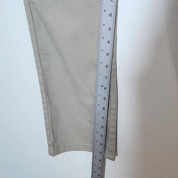 IZOD Boys Khaki Uniform Pants Slim Fit Stretch Size 12 NWT - Picture 8 of 10